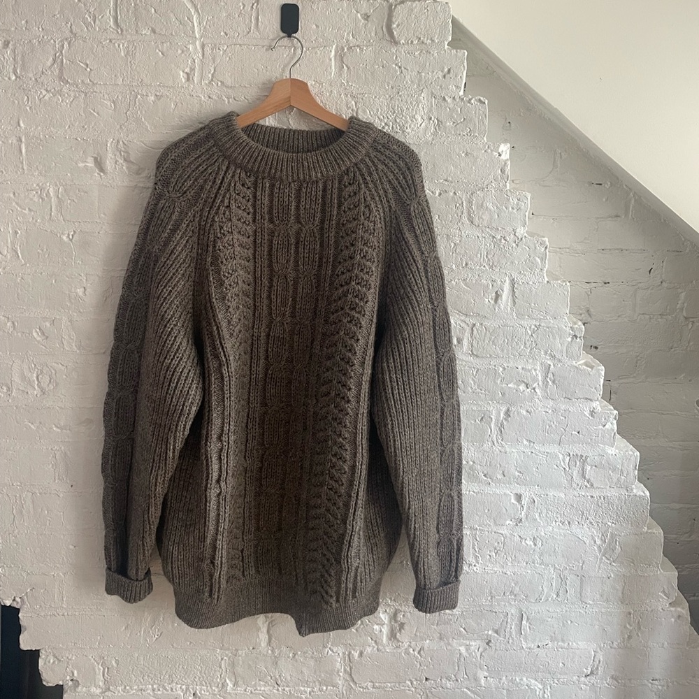 Men's Chunky Cable Knit Sweater in Brown -XXL